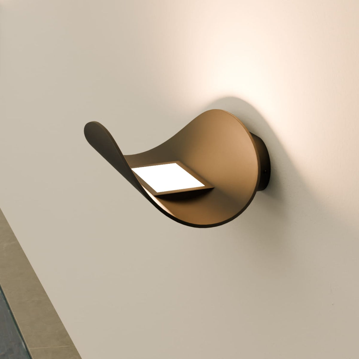 Velu wall light