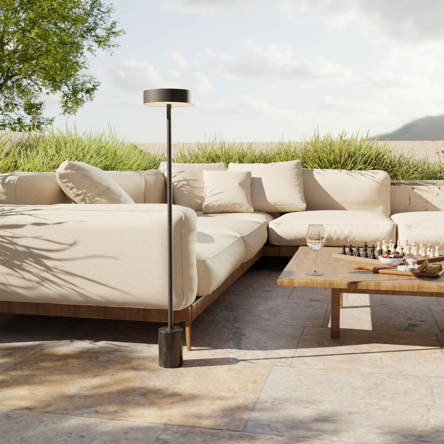 Uranos battery-powered floor lamp