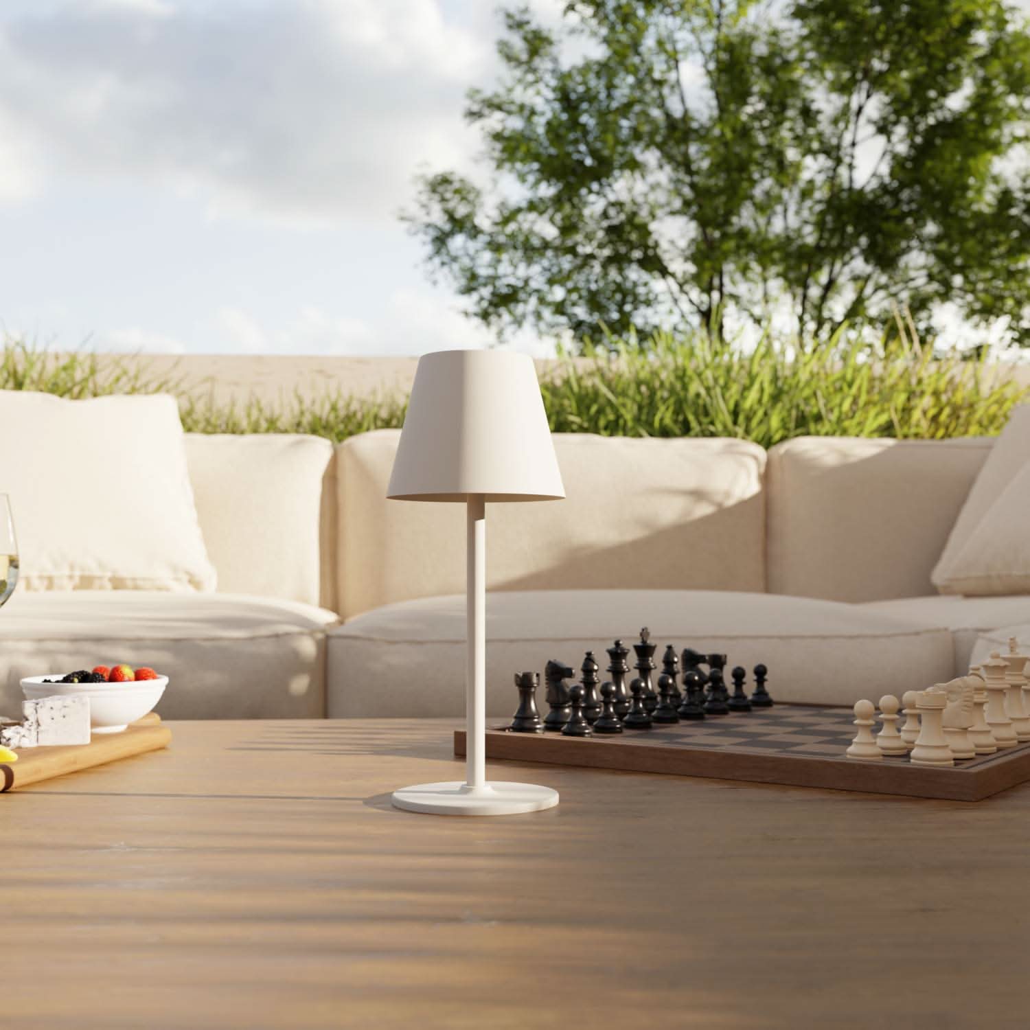 Velaris battery table lamp