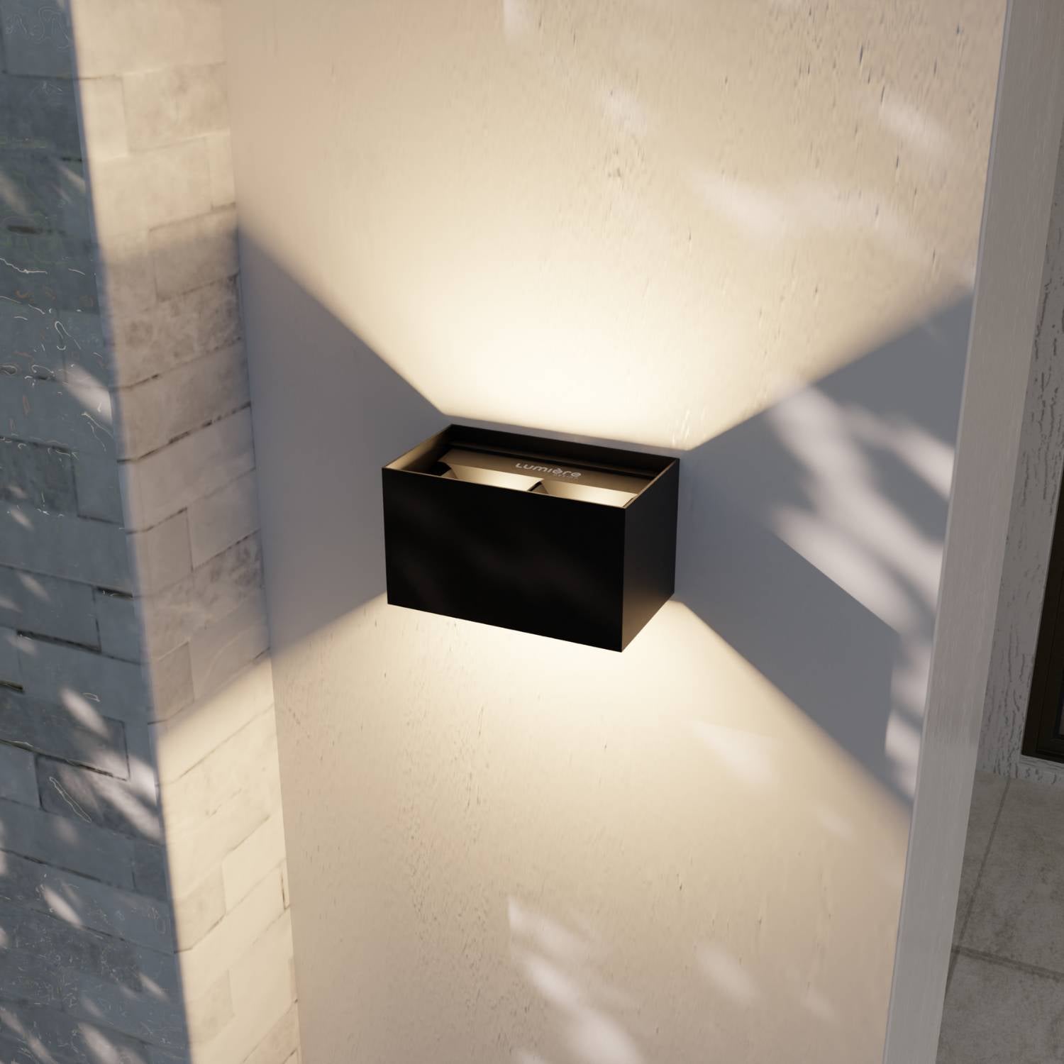 Teja wall light